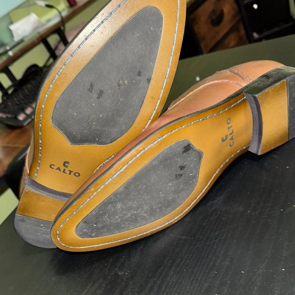 Calto Dress Shoes - Picture 5 of 7